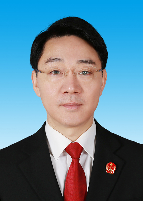 李勤-市法院院长.jpg