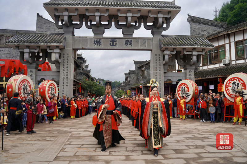 2020-10-07，三台：国庆中秋举行郪汉文化旅游活动周。（赵越超 杨萌）.jpg