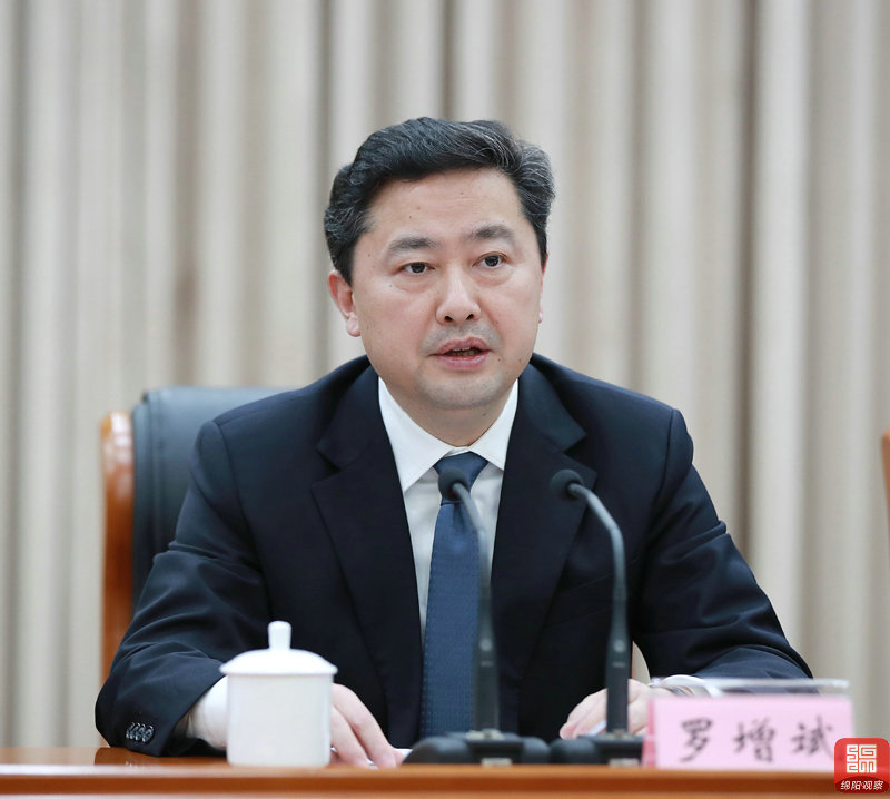 2021年12月29日 罗增斌讲话（记者 赖杰 摄）.JPG