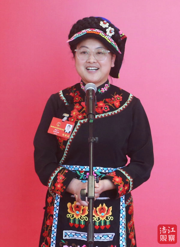 张再兰.jpg