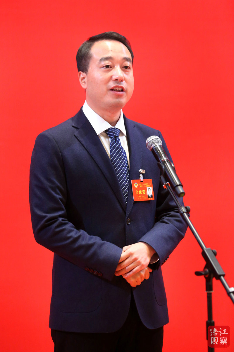 蒋忠.jpg