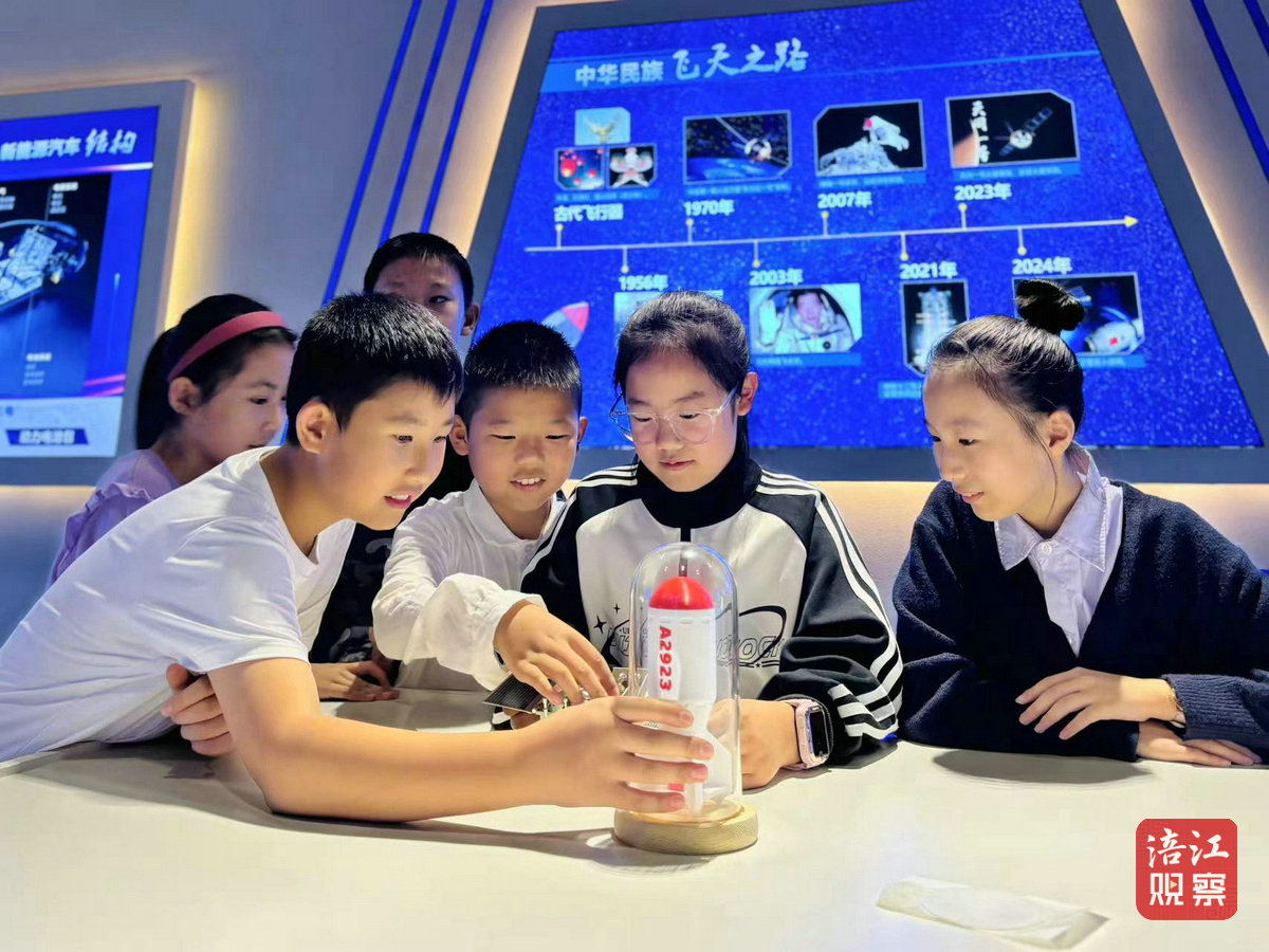 “科技之眼·涪江回响”2_1.jpg