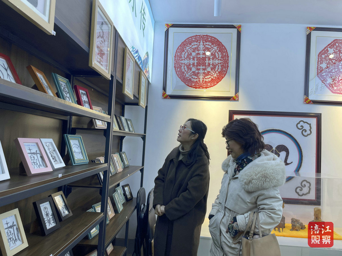 市妇联开展调研活动1_1.jpg