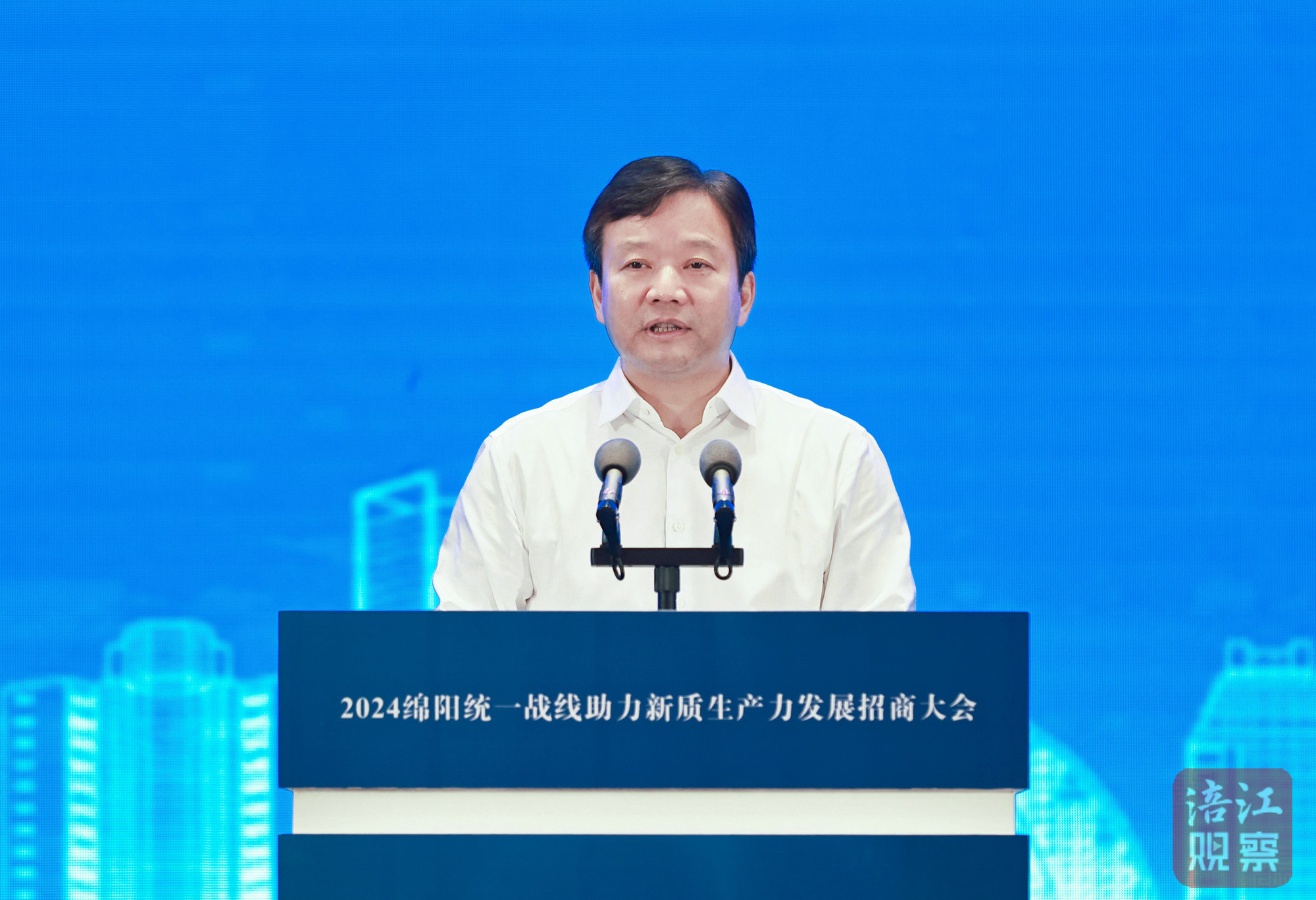 个人照.jpg