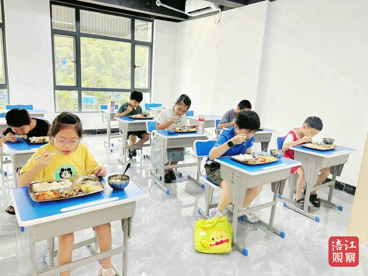 托管班开班4_1.jpg