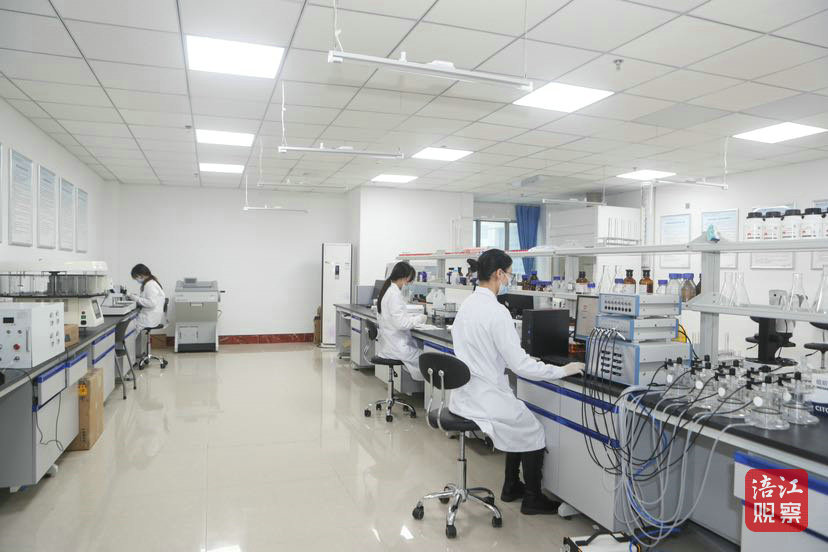 核技术医学转化大会4_1.jpg