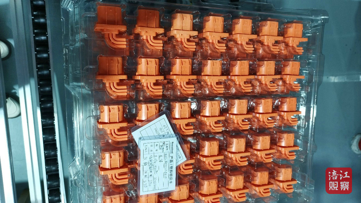 瑞可达连接器4_3.jpg
