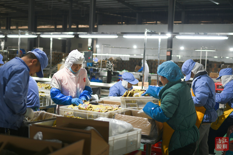 四川乐洵食品有限公司生产车间4.jpg