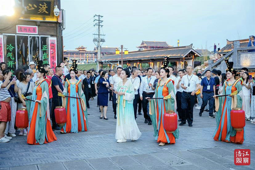 中国旅游日1_1.jpg
