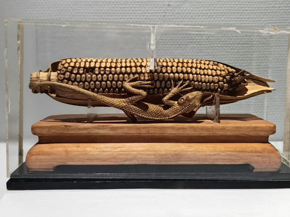 民间工艺精品展1.jpg
